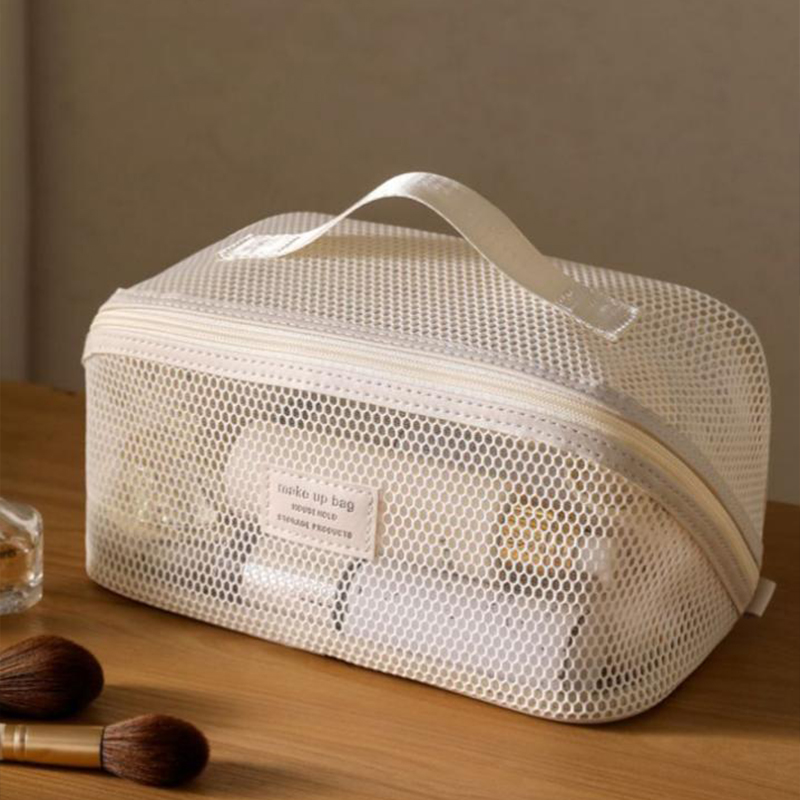 Sac de voyage en maille de lux - Luxury Skincare Items avis et prix
