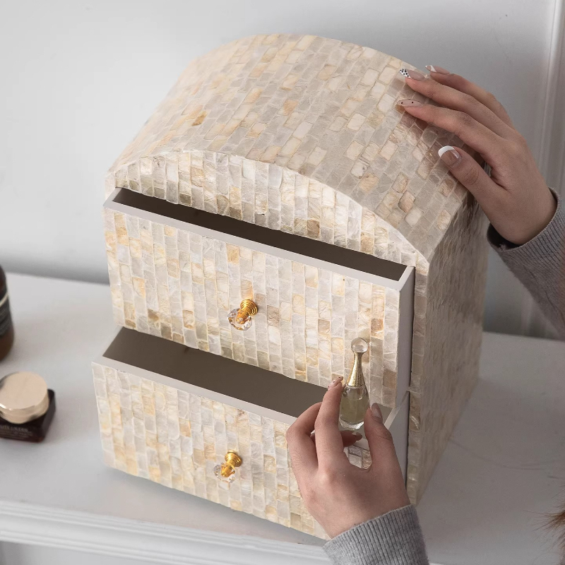 Boîte de toilette française de - Luxury Skincare Tools avis et prix